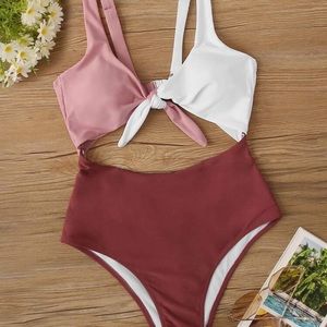 Color Block Tie Front Cut-Out One Piece Swimsuit